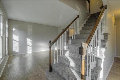 8443 Darnell St, Lenexa, KS 66215 - photo 5