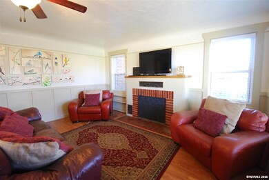 5884 S Whiskey Hill Rd, Hubbard, OR 97032 - photo 2