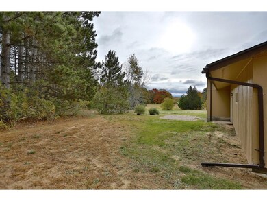 Side yard could be the perfect spot to add a pole 