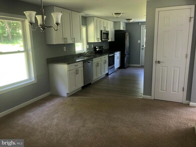 15210 Peerless Ave, Upper Marlboro, MD 20772 - photo 5