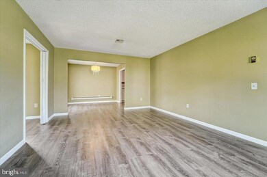 436C Newport Way, Monroe Township, NJ 08831 - photo 4