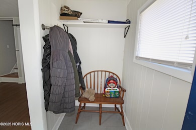 513 W Stevenson St, Gibsonburg, OH 43431 - photo 2