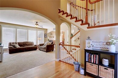 4409 SW Flintrock Dr, Lees Summit, MO 64082 - photo 5