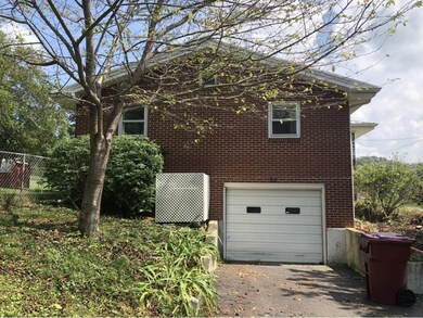 1409 Squibb Dr, Johnson City, TN 37601 - photo 3