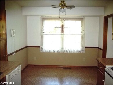 11418 Brandenburg Dr, Midlothian, VA 23112 - photo 7