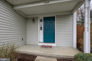 728 Winding Ln, Harrisburg, PA 17111 - photo 4