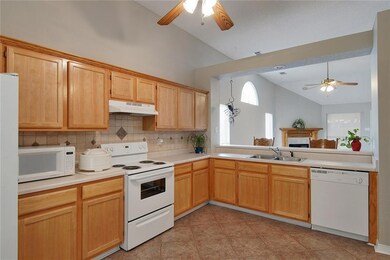All kitchen appliances and TV in master remain wit
