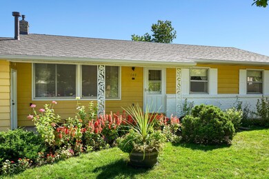 3-web-or-mls-148 White Bear Av 003Full.jpg