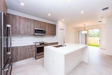 10279 NW 72nd Terrace unit 10279, Doral, FL 33178 - photo 2