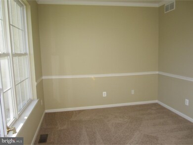 1058 Huntingdon Dr, Williamstown, NJ 08094 - photo 5