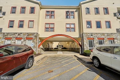 400 Renfro Dr unit 307, Glen Burnie, MD 21060 - photo 3