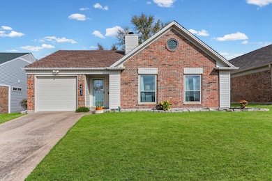 4017 Huckleberry Dr, Fort Worth, TX 76137 - photo 3