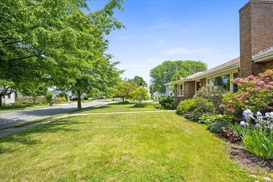 72 Fales St, Worcester, MA 01606 - photo 4