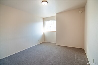 126 W Casino Rd unit 13, Everett, WA 98204 - photo 6