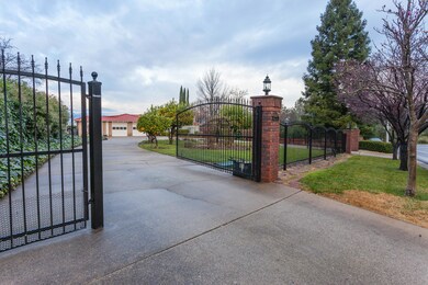 1640 Bechelli Ln, Redding, CA 96002 - photo 6