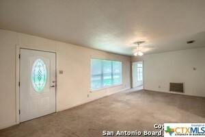 1020 E Humphreys St, Seguin, TX 78155 - photo 6