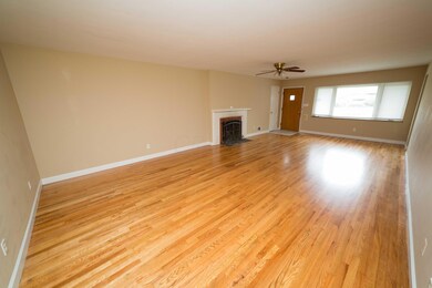 living room (173)