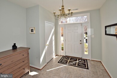 12960 Park Crescent Cir, Herndon, VA 20171 - photo 2