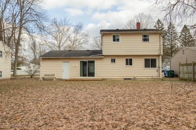 3006 Quincy Ln, Lansing, MI 48910 - photo 2