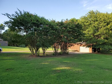 1102 Timberline Dr, Durant, OK 74701 - photo 5