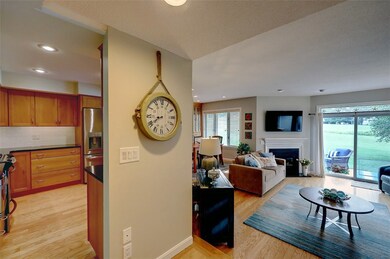 309 Windridge Ln unit 309, Bristol, RI 02809 - photo 4