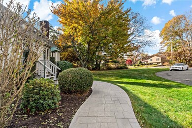 10 Coral Shell Terrace, Saunderstown, RI 02874 - photo 4