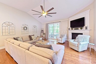 220 Village Ln unit 220, Bellingham, MA 02019 - photo 7