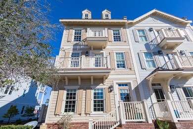 29-pleasant-street-001