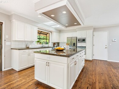 3250 Westview Ct, Lake Oswego, OR 97034 - photo 3