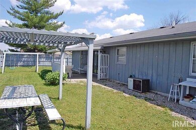 100 W Charter Dr, Muncie, IN 47303 - photo 3