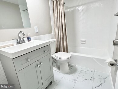 1245 4th St SW unit E604, Washington, DC 20024 - photo 7