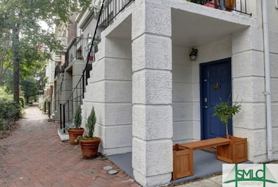 301 E Huntingdon St unit A, Savannah, GA 31401 - photo 4