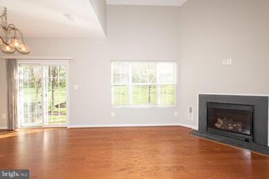 11186 Wortham Crest Cir, Manassas, VA 20109 - photo 7