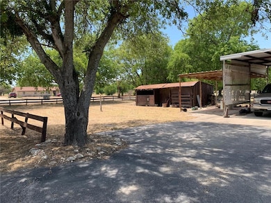 502 Benton, Bruceville, TX 76630 - photo 7