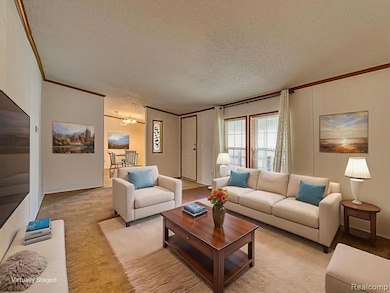 13749 Heritage St, Carleton, MI 48117 - photo 2