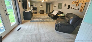 1633 S 3rd St, Broken Arrow, OK 74012 - photo 4