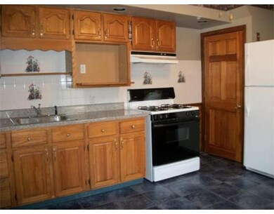25 Vine Ave unit left, Quincy, MA 02169 - photo 3