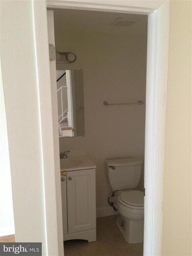 2240 Fort Pickens Ct, Dumfries, VA 22026 - photo 5