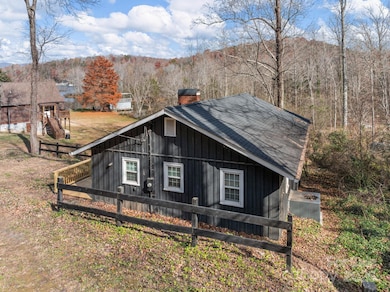 1420 W Lakeshore Dr, Landrum, SC 29356 - photo 4