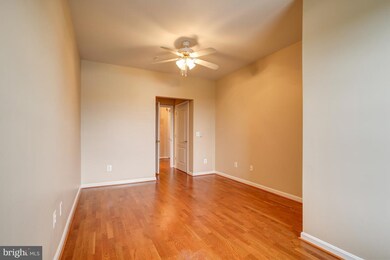 8608 Fluttering Leaf Trail unit 402, Odenton, MD 21113 - photo 4