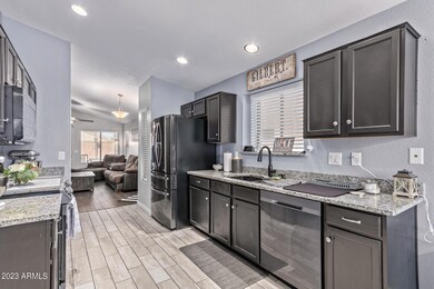 2250 E Pinto Dr, Gilbert, AZ 85296 - photo 2