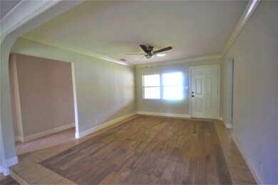 7621 W Knoll St, Houston, TX 77028 - photo 4