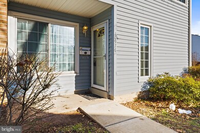 10976 Hiram Ct, Manassas, VA 20109 - photo 2