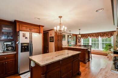 013-Kitchen-5018443-medium