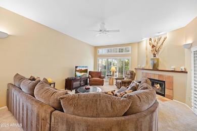 11837 N 40th Place, Phoenix, AZ 85028 - photo 4