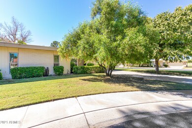10021 W Highwood Ln, Sun City, AZ 85373 - photo 2