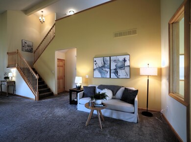 13954 Shoreside Cir, Savage, MN 55378 - photo 6