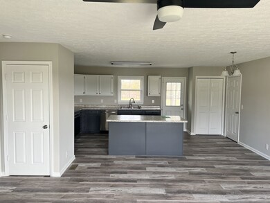 225 Whitaker Rd, Shelbyville, TN 37160 - photo 5