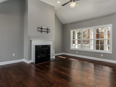 230 Adams Cir-3005-XL