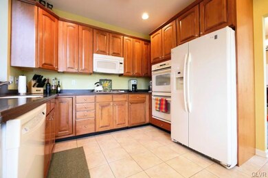 3571 Vista Dr, Macungie, PA 18062 - photo 7